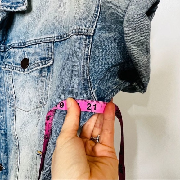 Current/Elliot Rolled Sleeve Trucker Denim Jean Jacket - Picture 7 of 11